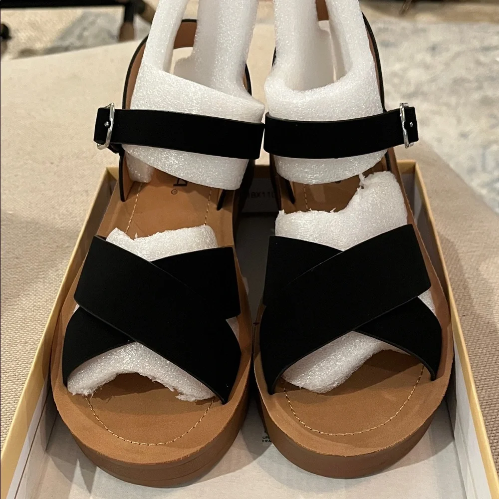 Soda Women's Black Chester-S Wedge Sandals/NIB/7 - Picture 8 of 15